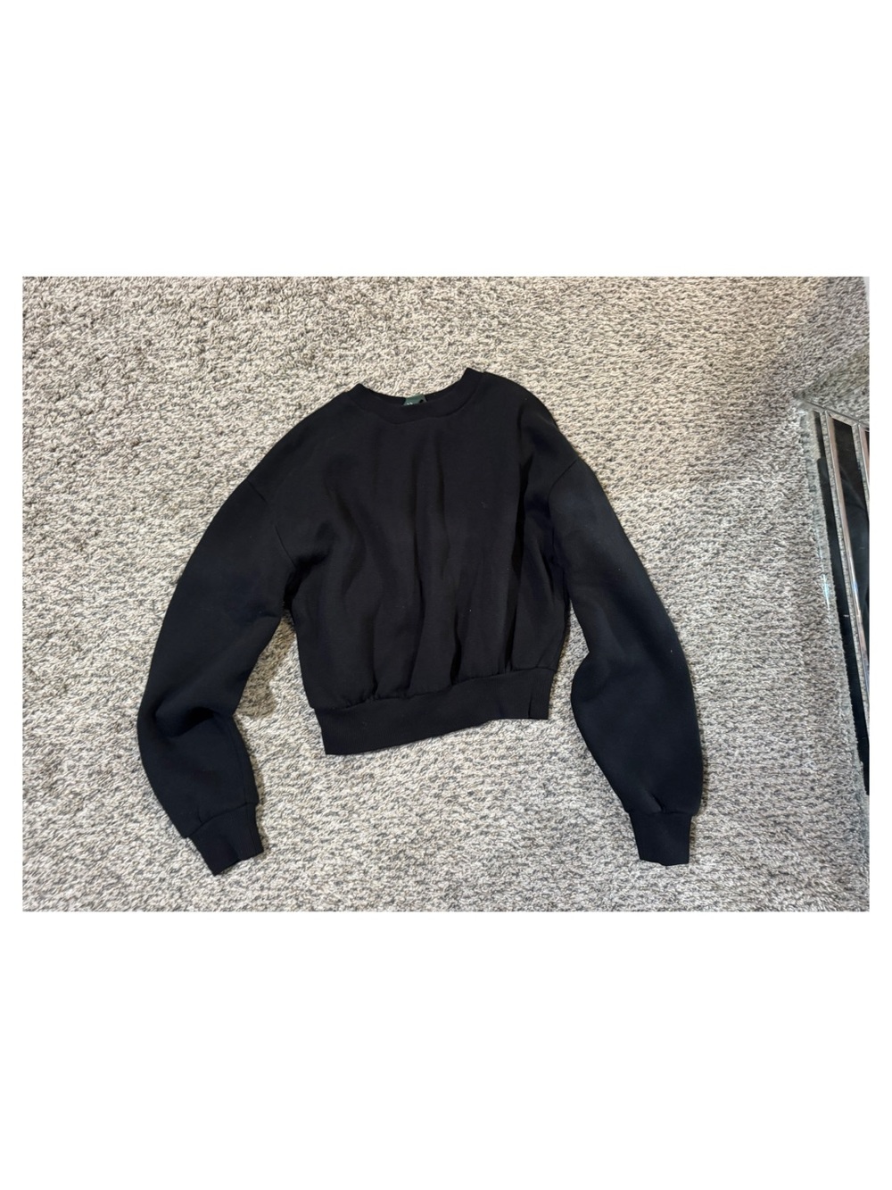wild fable Black Cropped Sweatshirt